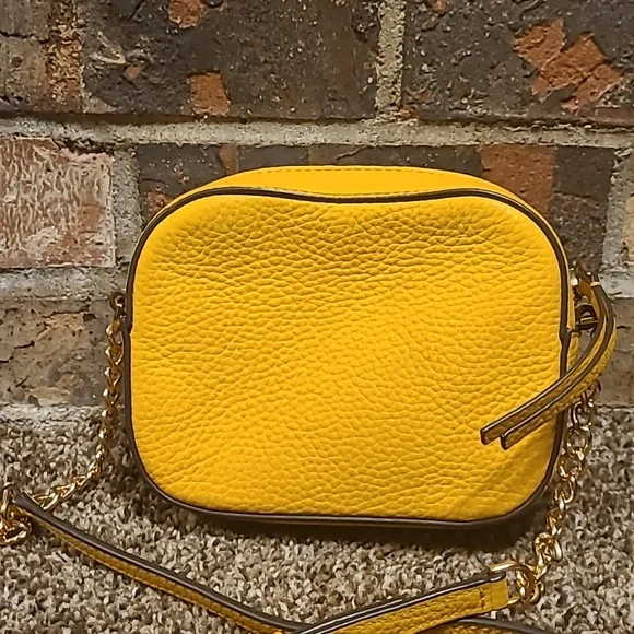 Authentic Tori Burch Mustard Yellow Small Crossbody Purse - Picture 2 of 4